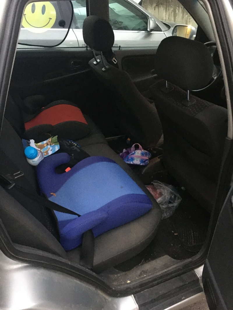 Seat Cordoba, снимка 9 - Автомобили и джипове - 53193425