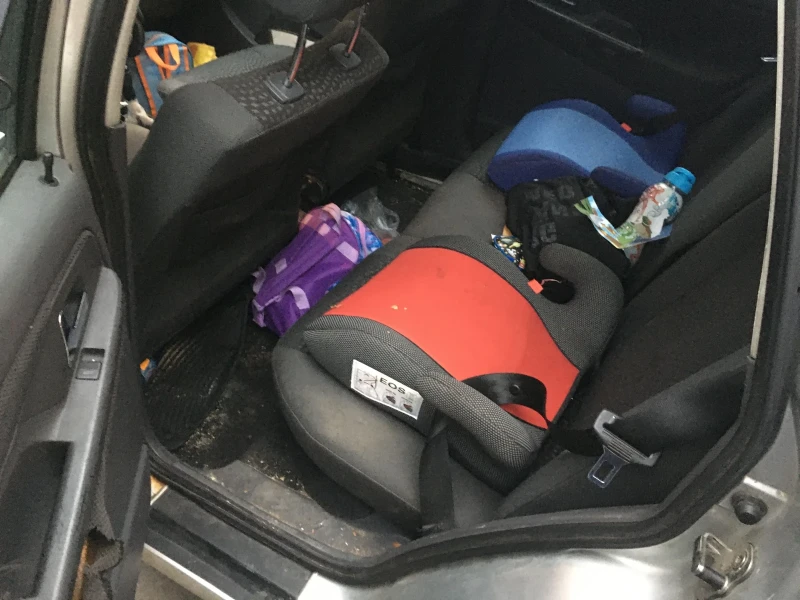 Seat Cordoba, снимка 10 - Автомобили и джипове - 53193425