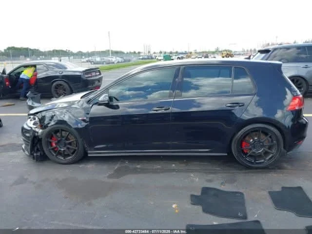 VW Golf GTI S PERFORMANCE 220коня - изображение 8