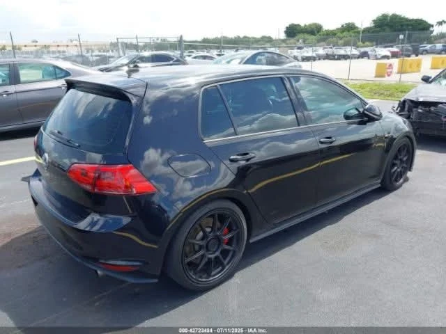 VW Golf GTI S PERFORMANCE 220коня - изображение 4