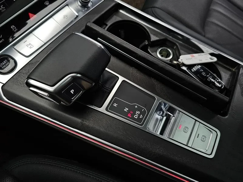 Audi A6 2.0 TFSI Quattro, снимка 9 - Автомобили и джипове - 55084770