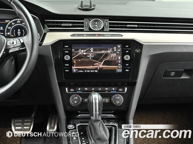 VW Arteon 2.0TDI| DIGITAL| КАМЕРА| DIST| ОБДУХ| ПАМЕТ, снимка 6 - Автомобили и джипове - 55887392