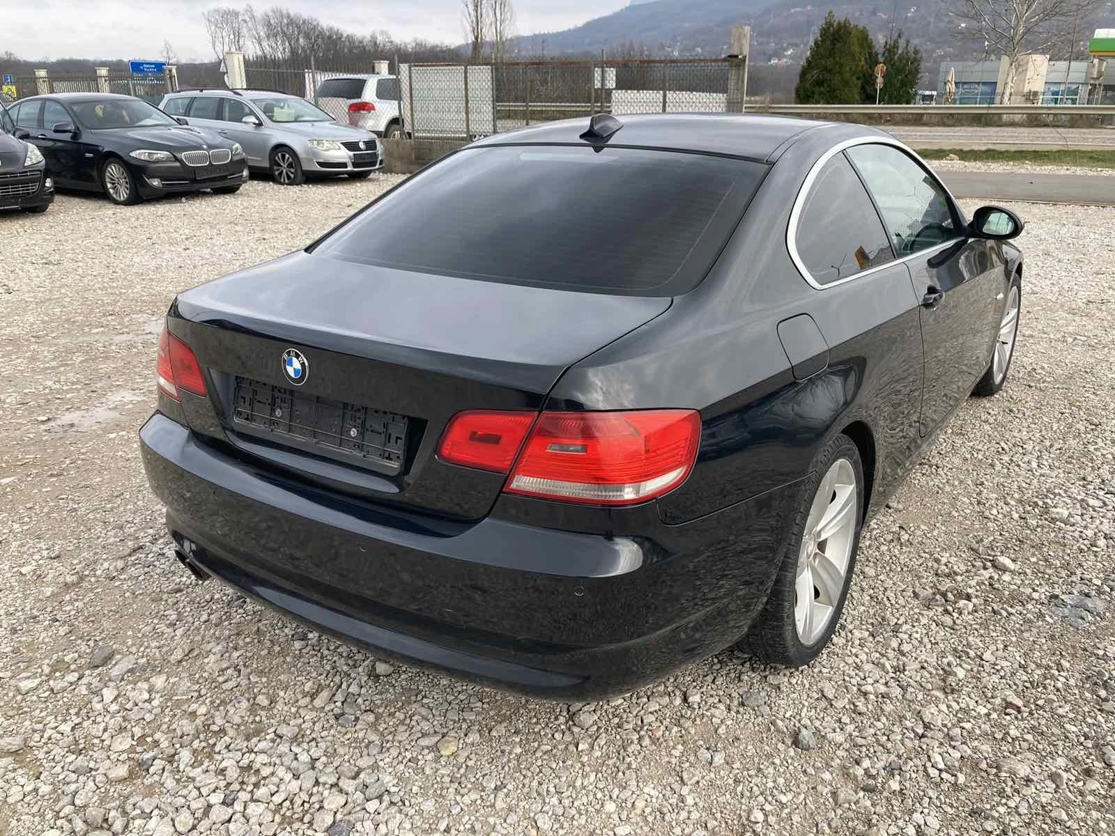 BMW 330 XI 3.0I 272кс 4х4 АВТОМАТ ВНОС ШВЕЙЦАРИЯ - изображение 4