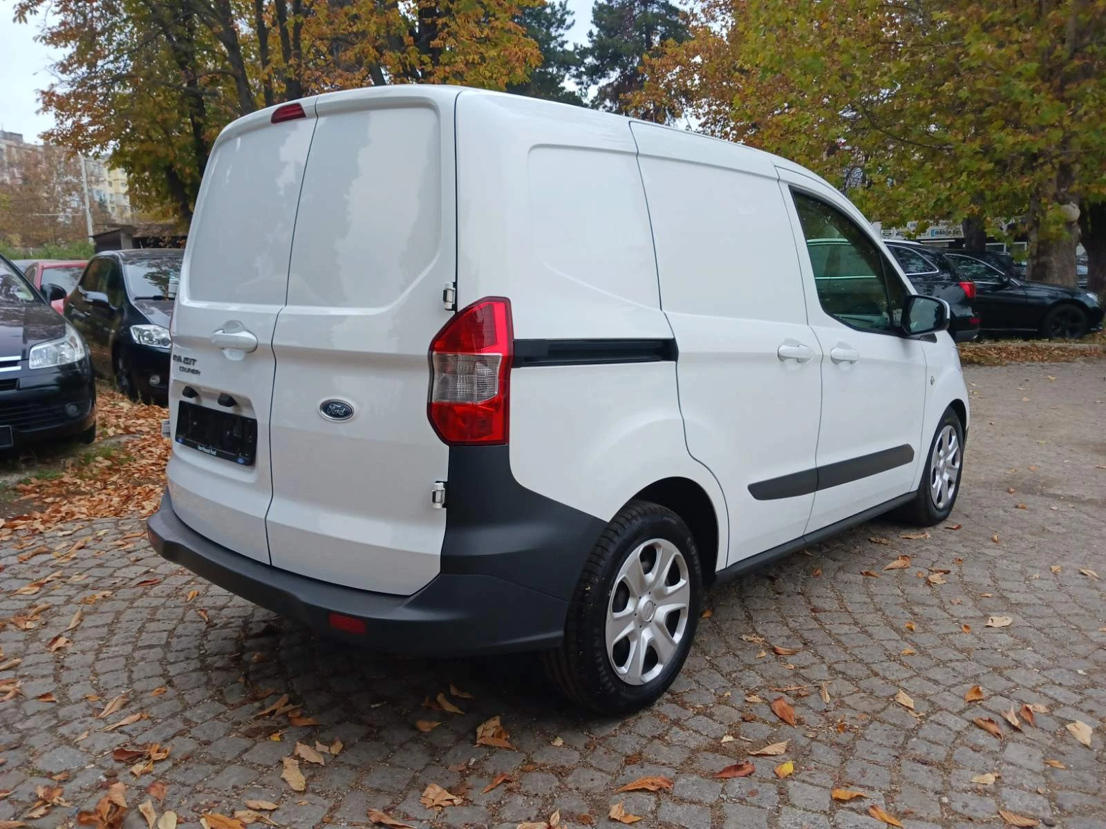 Ford Courier 1.5 TDCI Trend - изображение 4