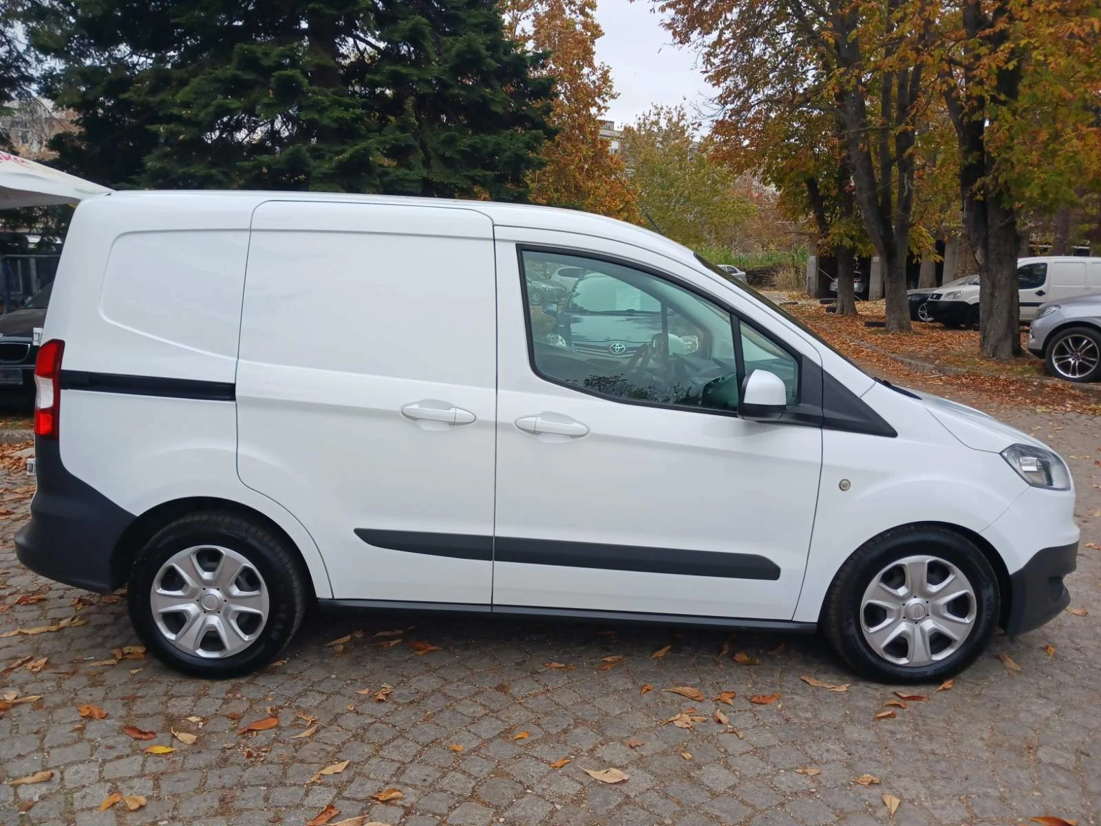 Ford Courier 1.5 TDCI Trend - изображение 3