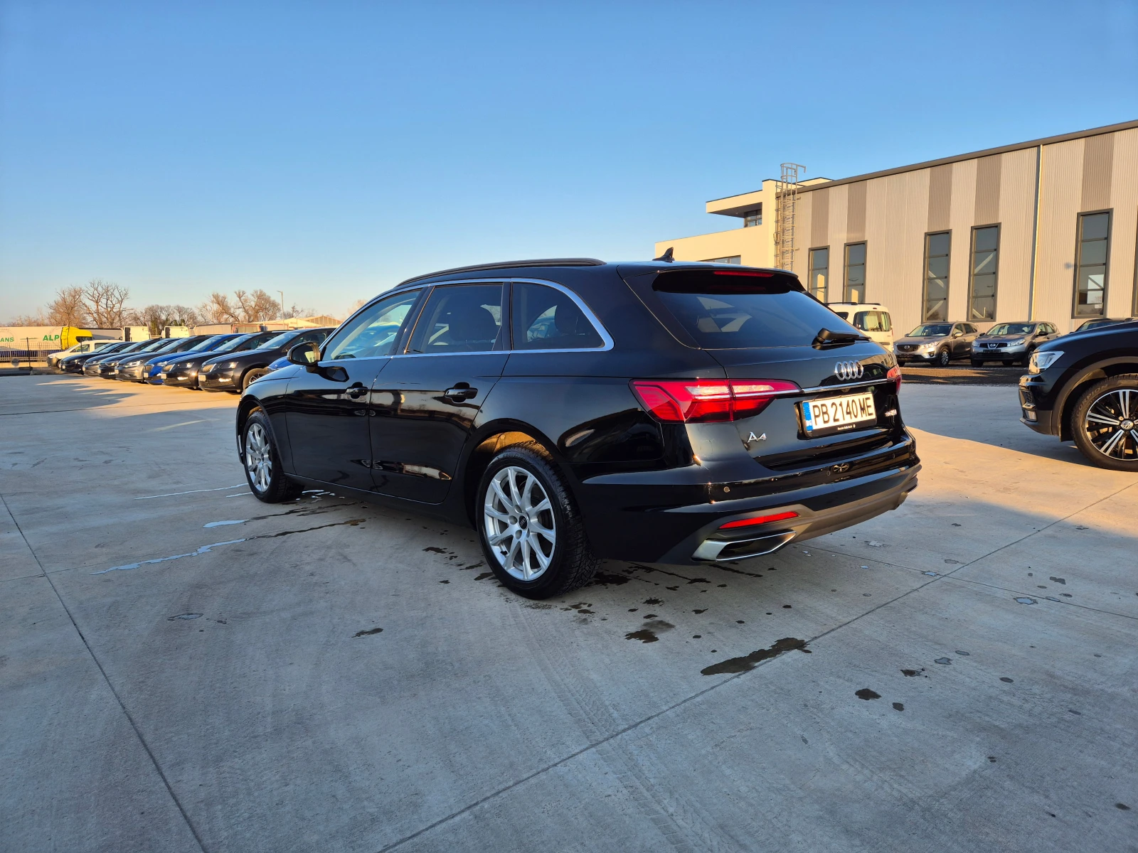 Audi A4 AVANT-НОВА-С-Гаранция-30-TDI-A/T - изображение 3