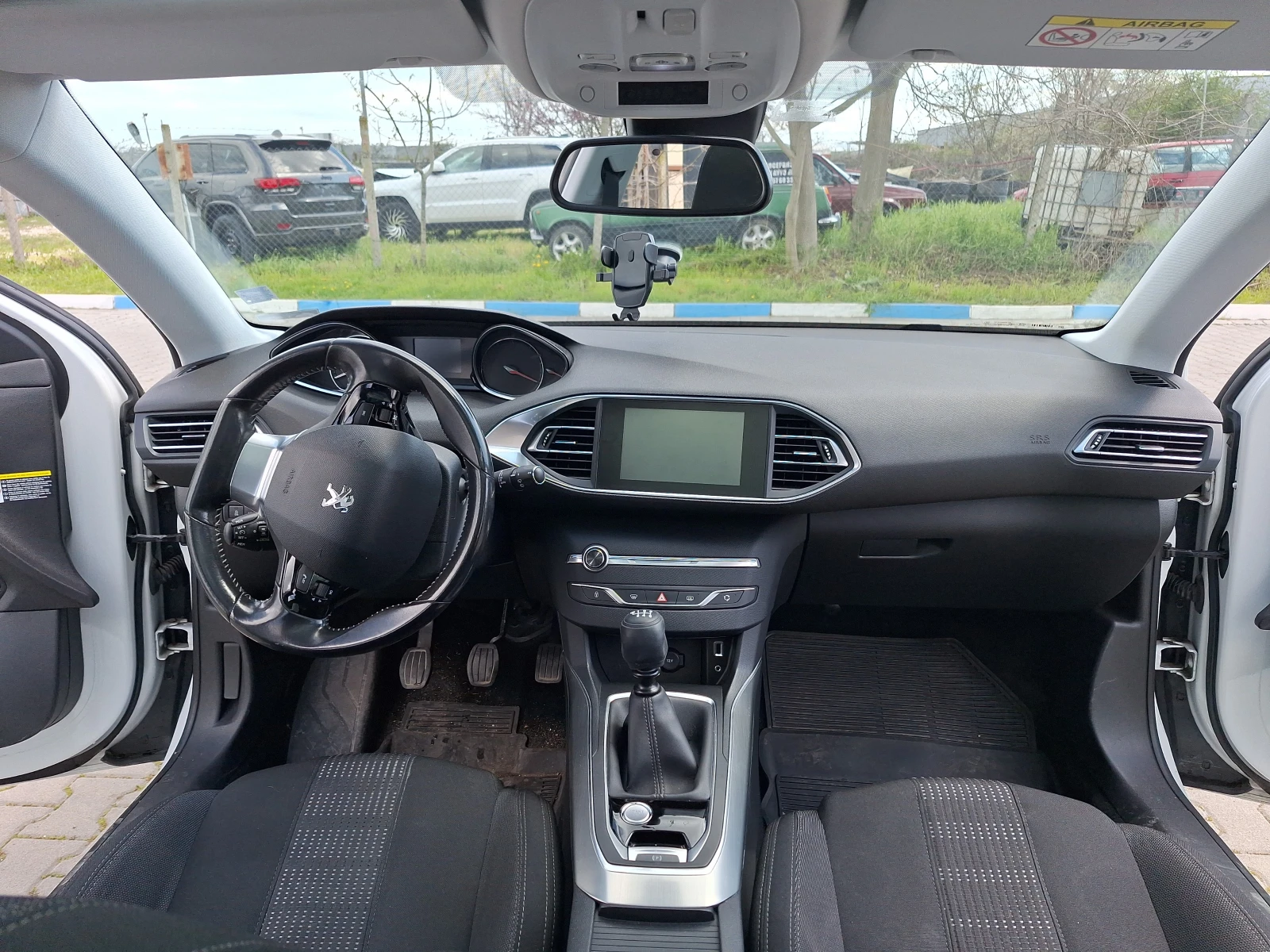 Peugeot 308 1.6HDI - изображение 10