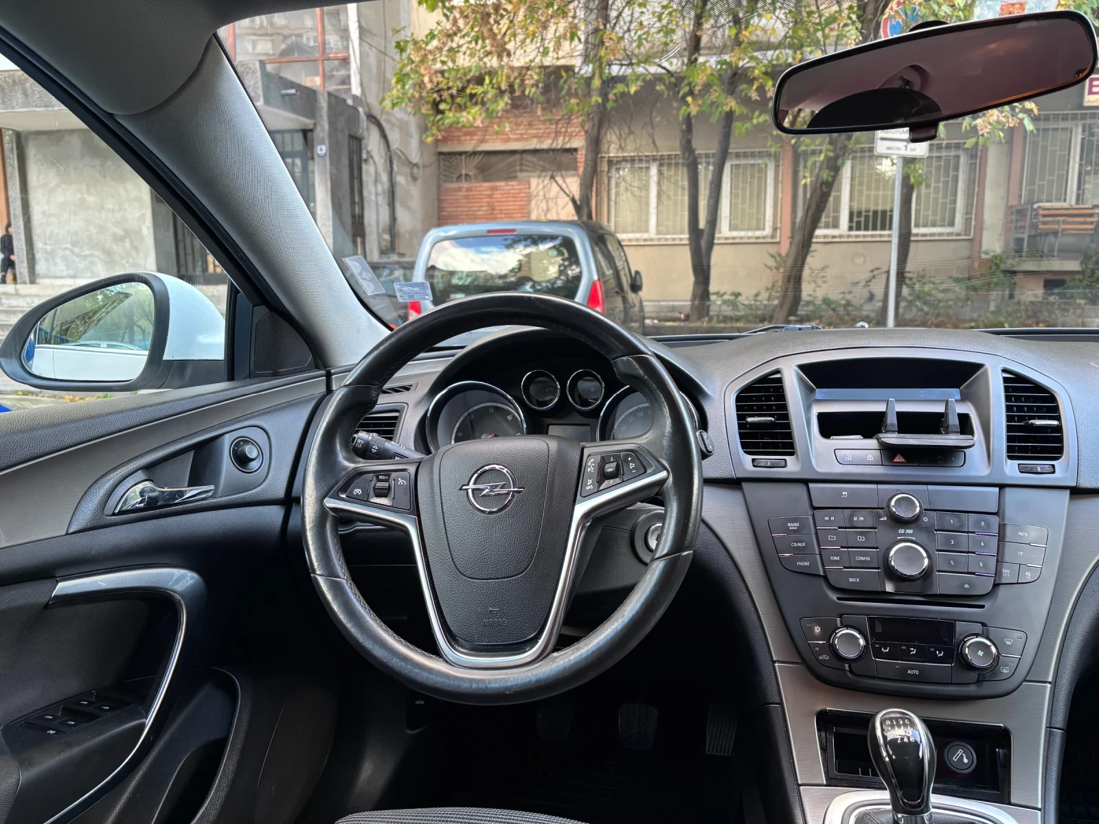 Opel Insignia | Mobile.bg — изображение 12