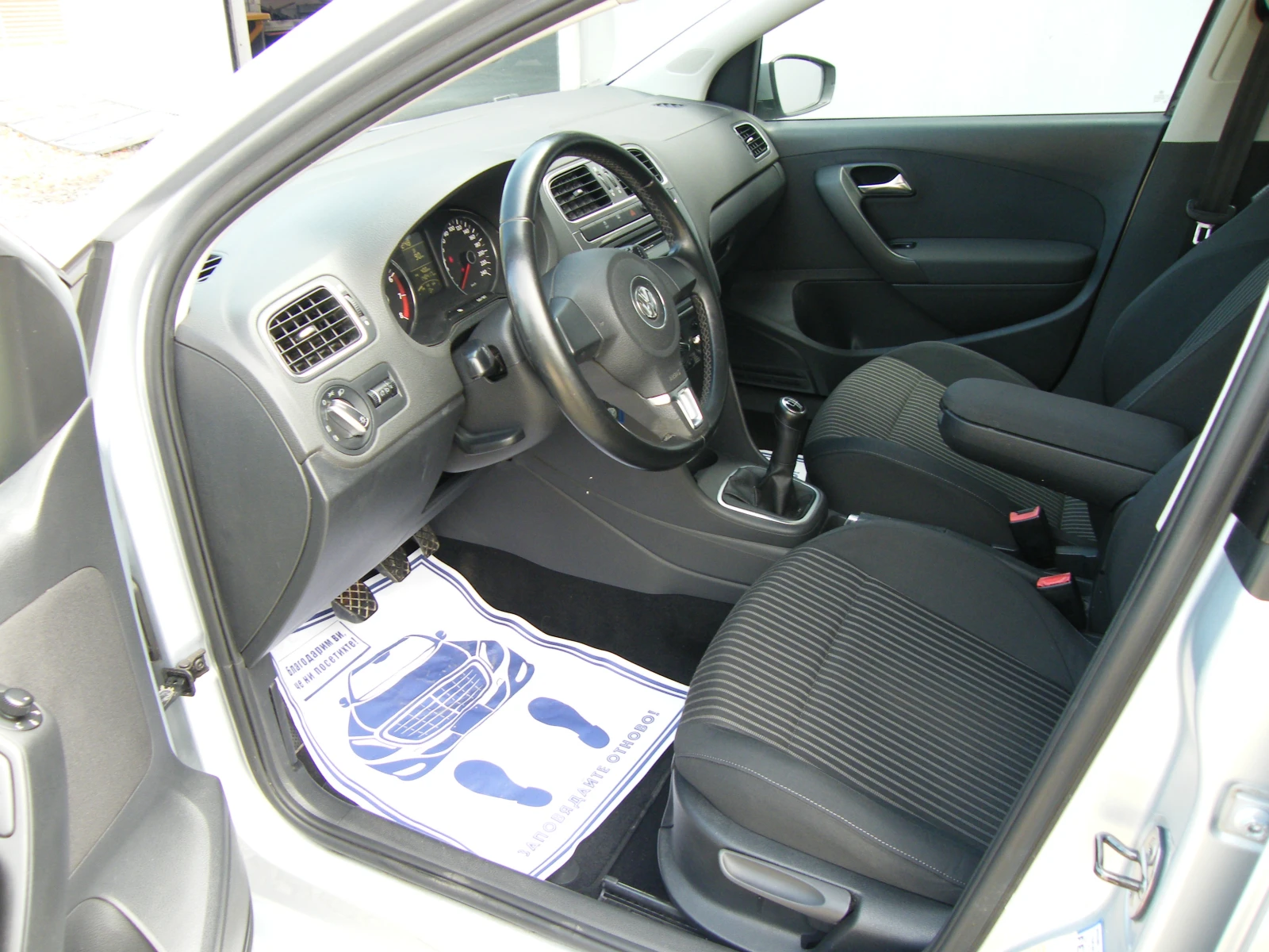 VW Polo 1.4i GAZ инжекцион - изображение 8