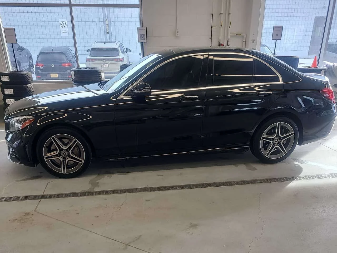 Mercedes-Benz C 300 * CARFAX * ЦЕНА ДО БГ - изображение 2