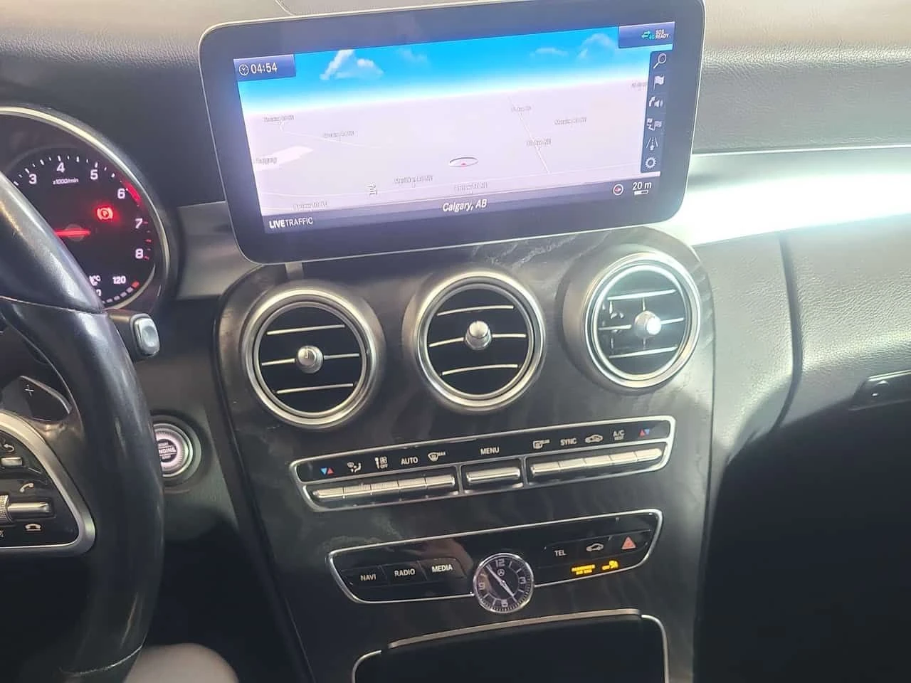 Mercedes-Benz C 300 * CARFAX * ЦЕНА ДО БГ - изображение 10