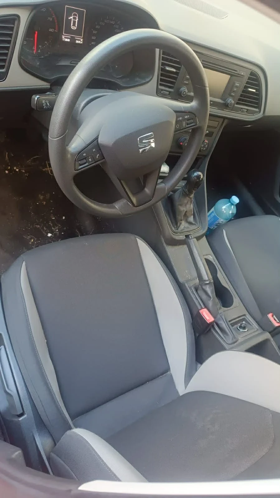Seat Leon 1.2i, снимка 10 - Автомобили и джипове - 54449728