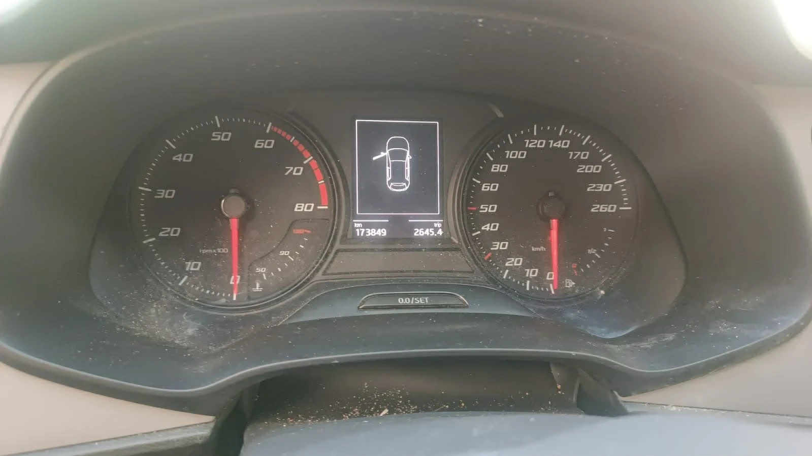 Seat Leon 1.2i, снимка 9 - Автомобили и джипове - 54449728