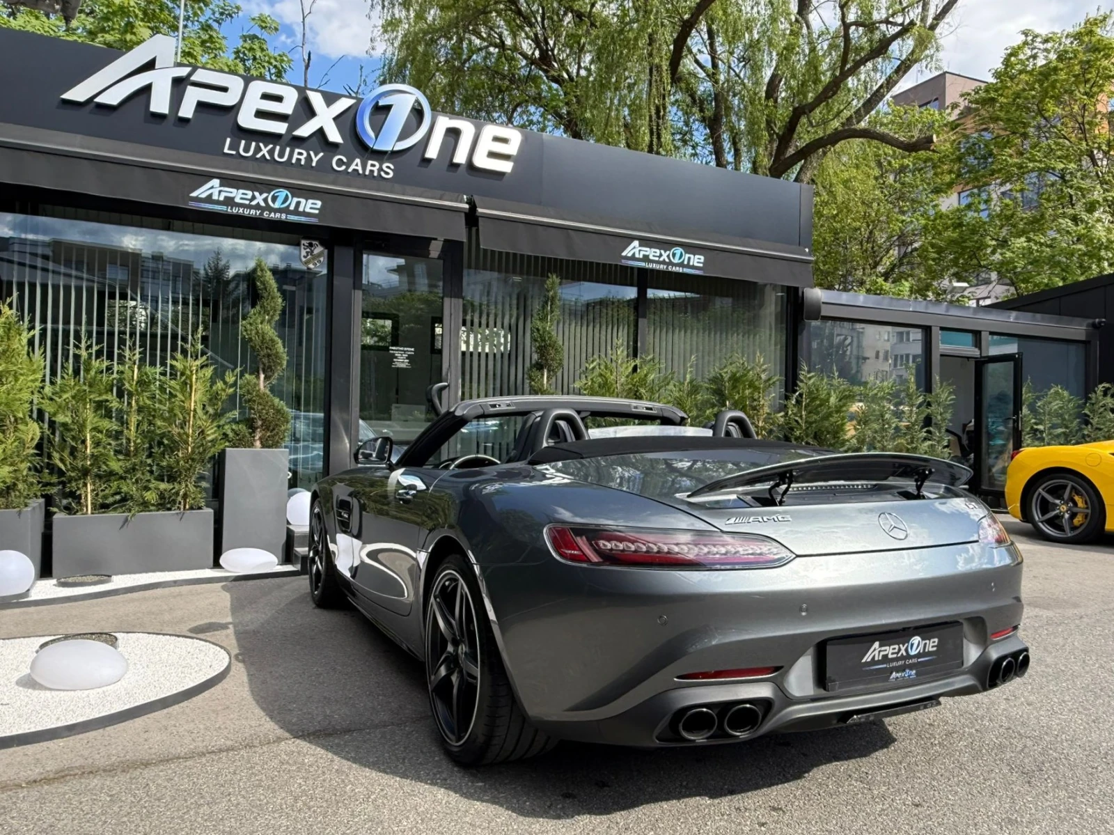 Mercedes-Benz AMG GT ROADSTER, снимка 4 - Автомобили и джипове - 54414021
