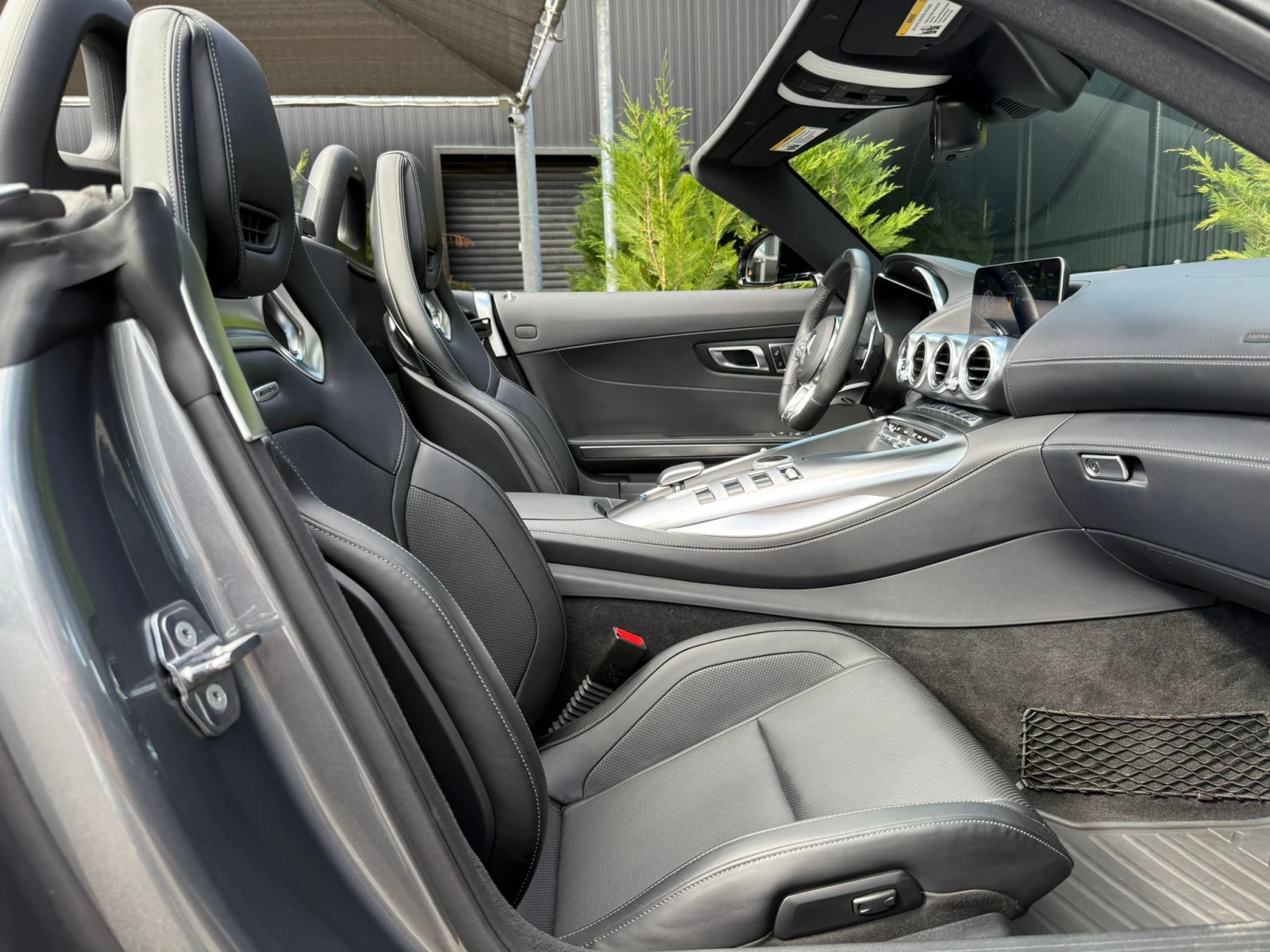 Mercedes-Benz AMG GT ROADSTER, снимка 15 - Автомобили и джипове - 54414021