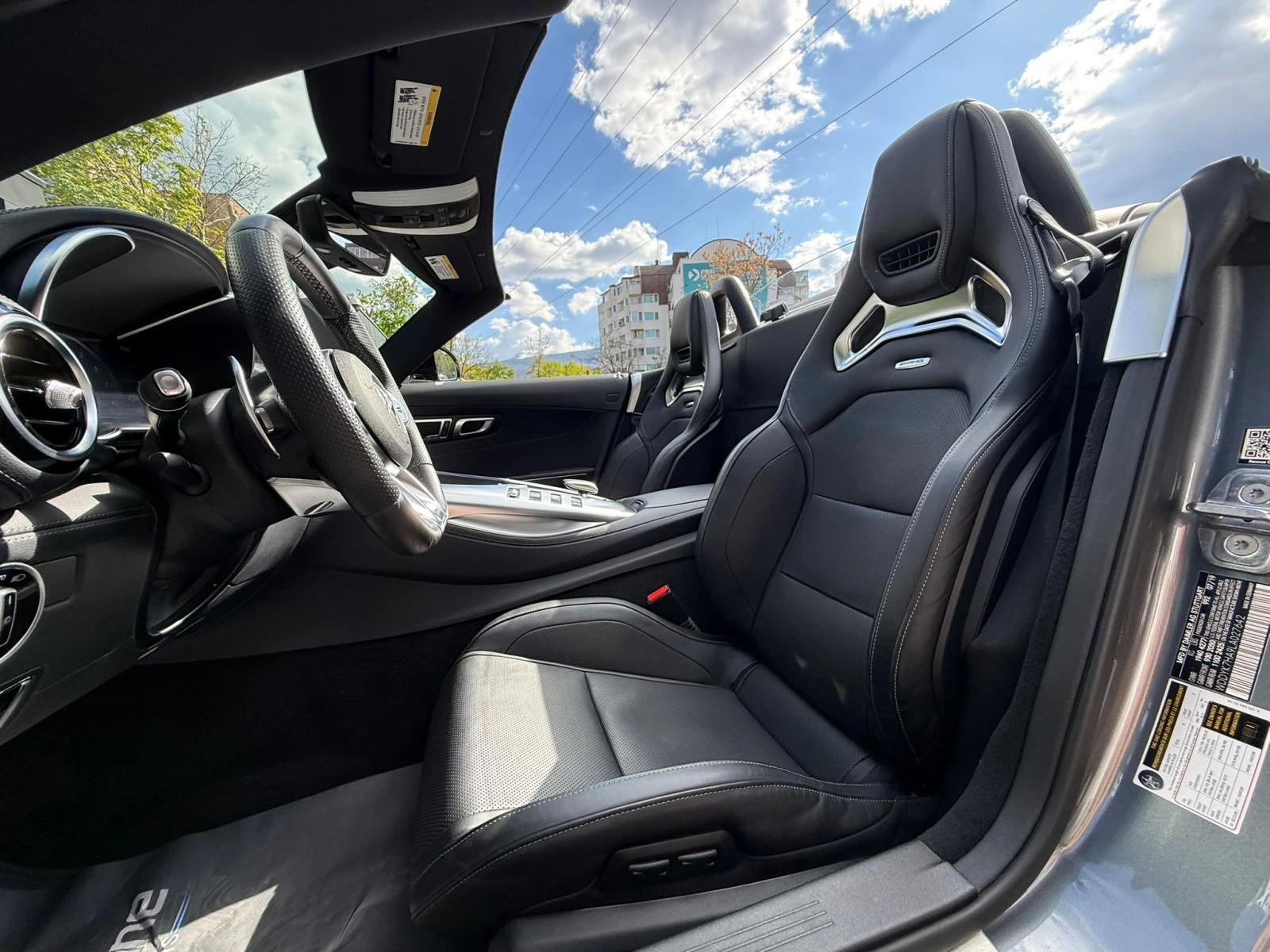 Mercedes-Benz AMG GT ROADSTER, снимка 13 - Автомобили и джипове - 54414021