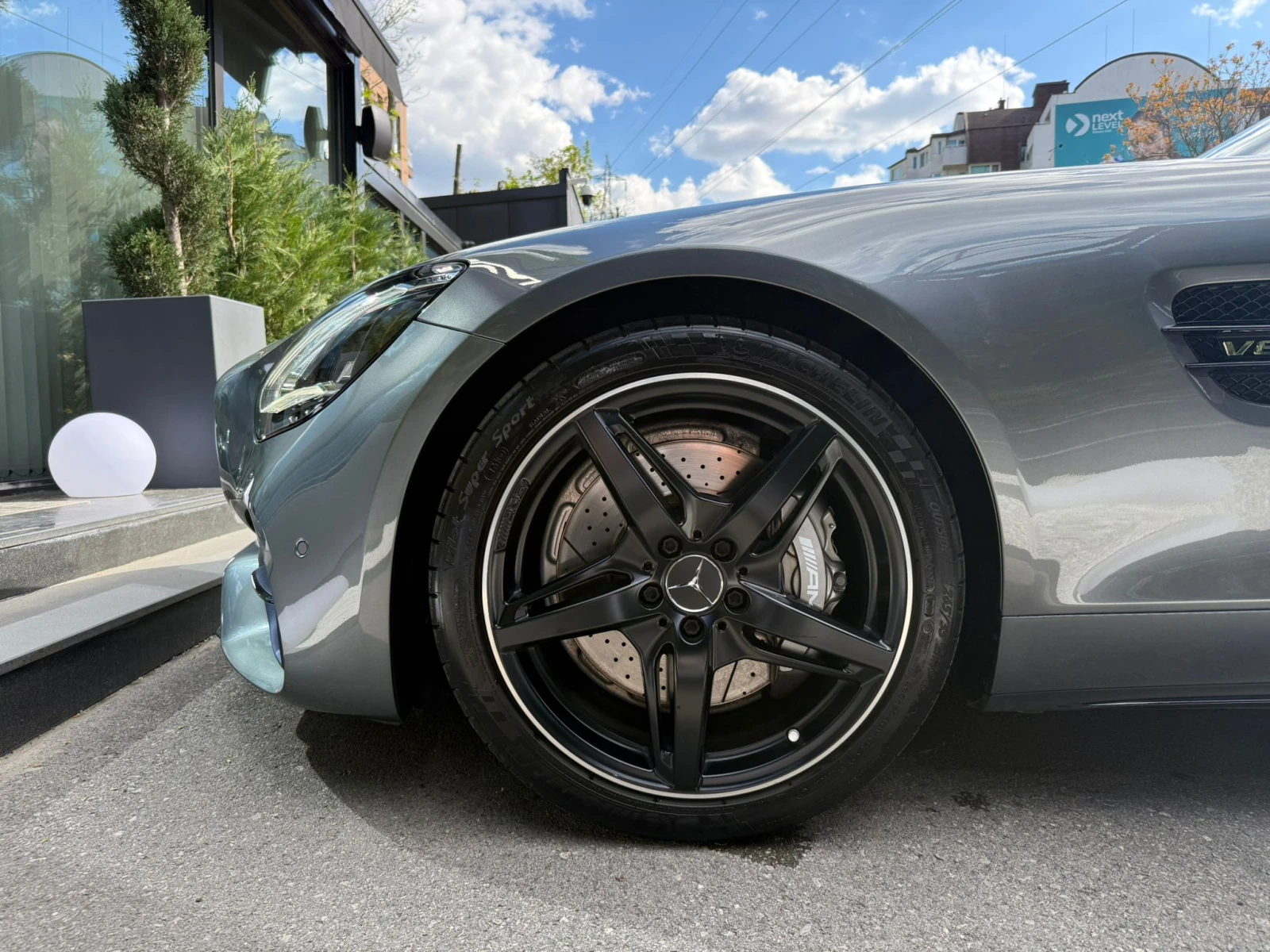 Mercedes-Benz AMG GT ROADSTER, снимка 16 - Автомобили и джипове - 54414021