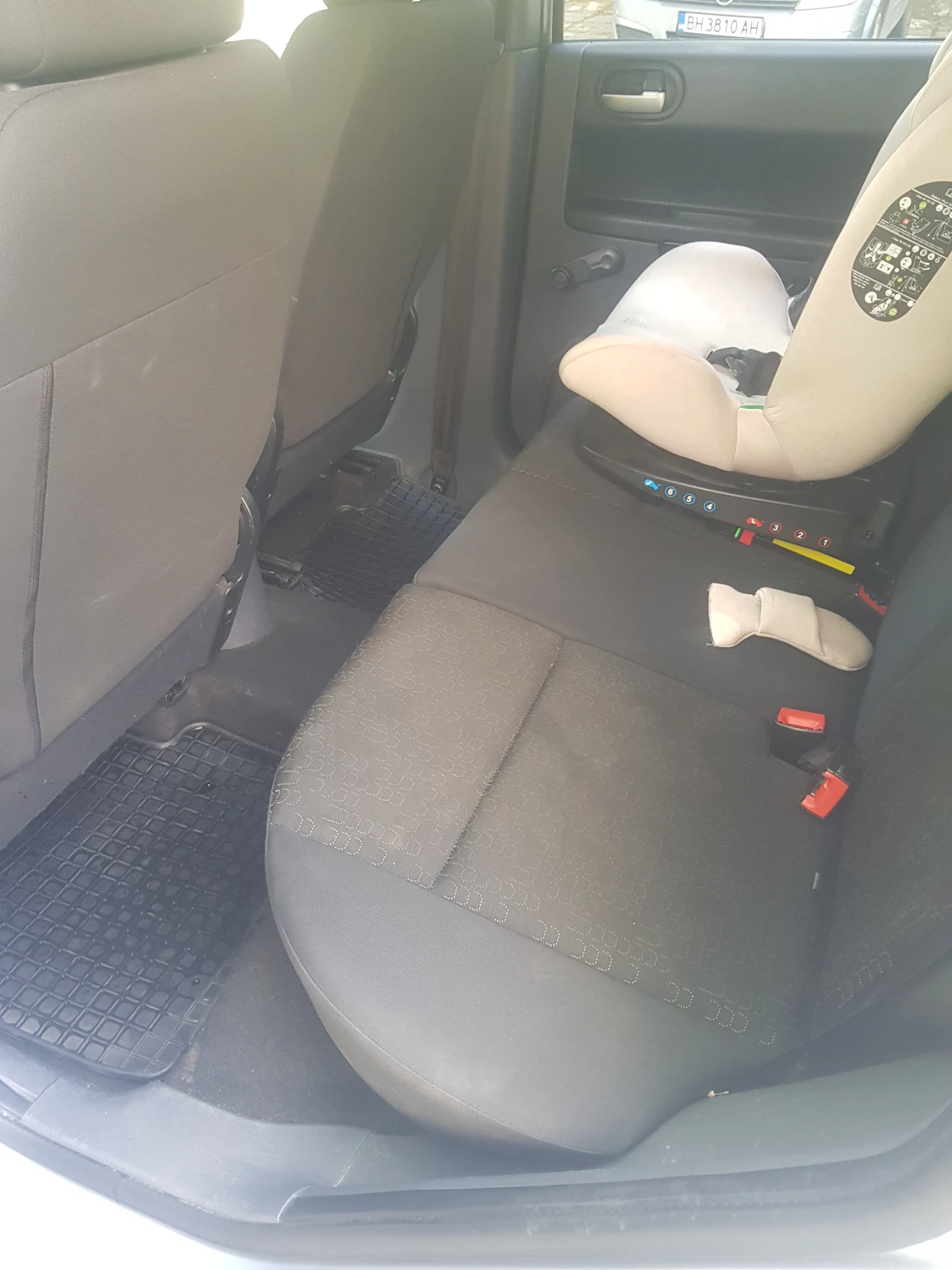 Mitsubishi Colt, снимка 8 - Автомобили и джипове - 54440969