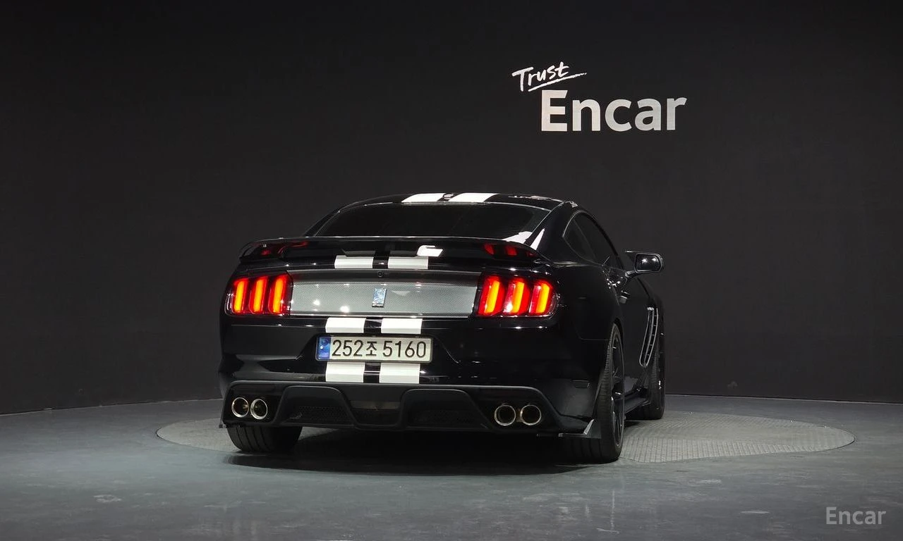 Ford Mustang GT* 5.0* V8* ПОДГРЕВ* ОБДУХВАНЕ* КАМЕРА* КЕЙЛЕС* , снимка 4 - Автомобили и джипове - 54632026