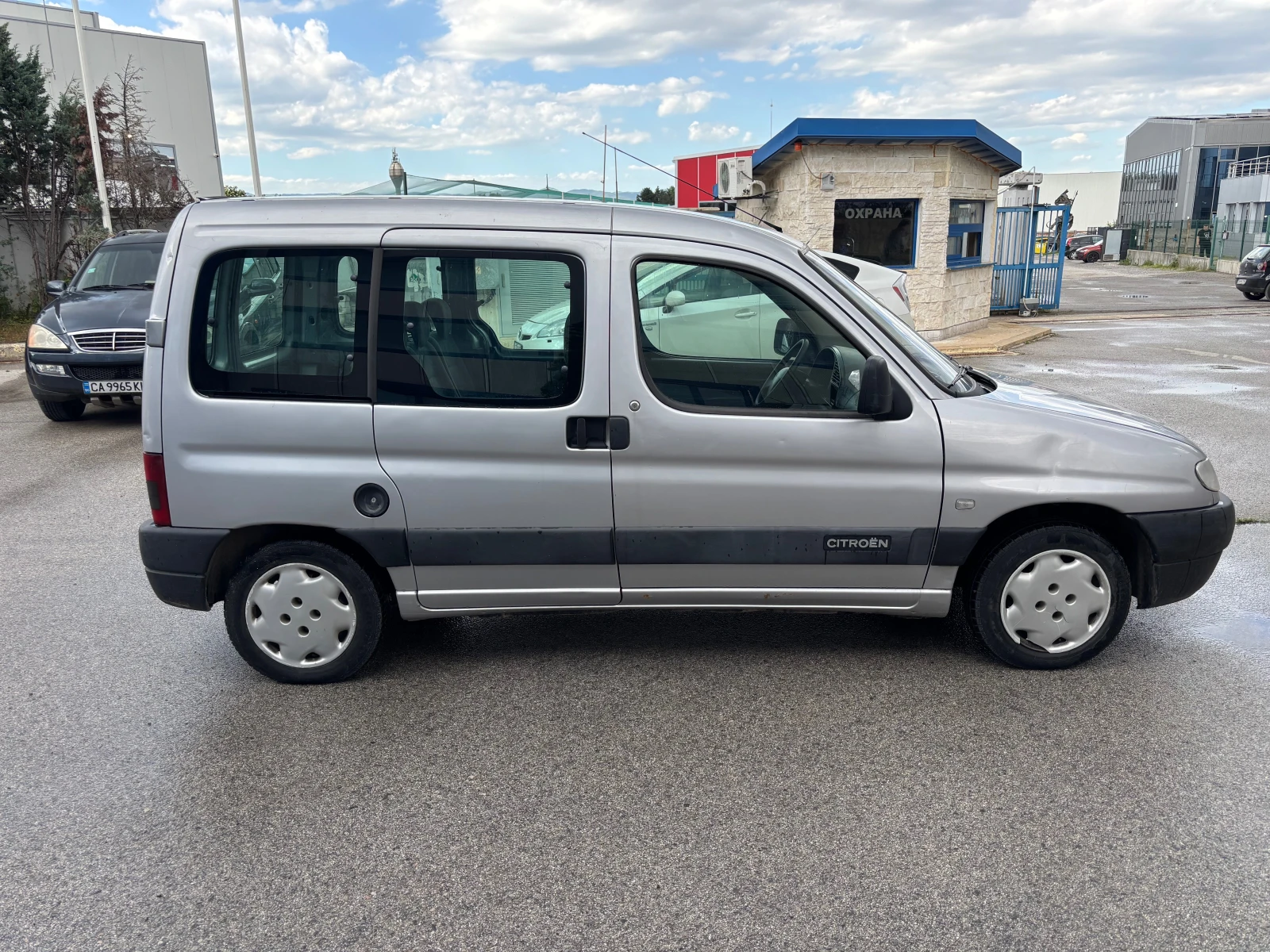 Citroen Berlingo 1.9D, снимка 3 - Автомобили и джипове - 54715026