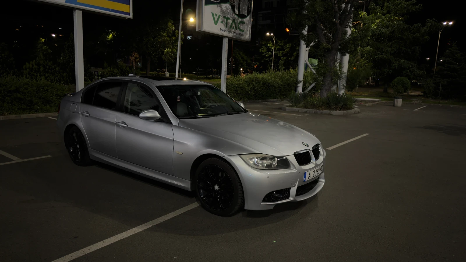 BMW 320, снимка 4 - Автомобили и джипове - 54897349
