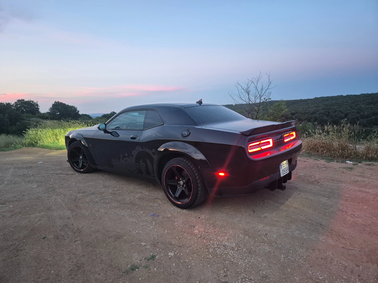 Dodge Challenger SXT - DEMON PACK, снимка 5 - Автомобили и джипове - 54918676