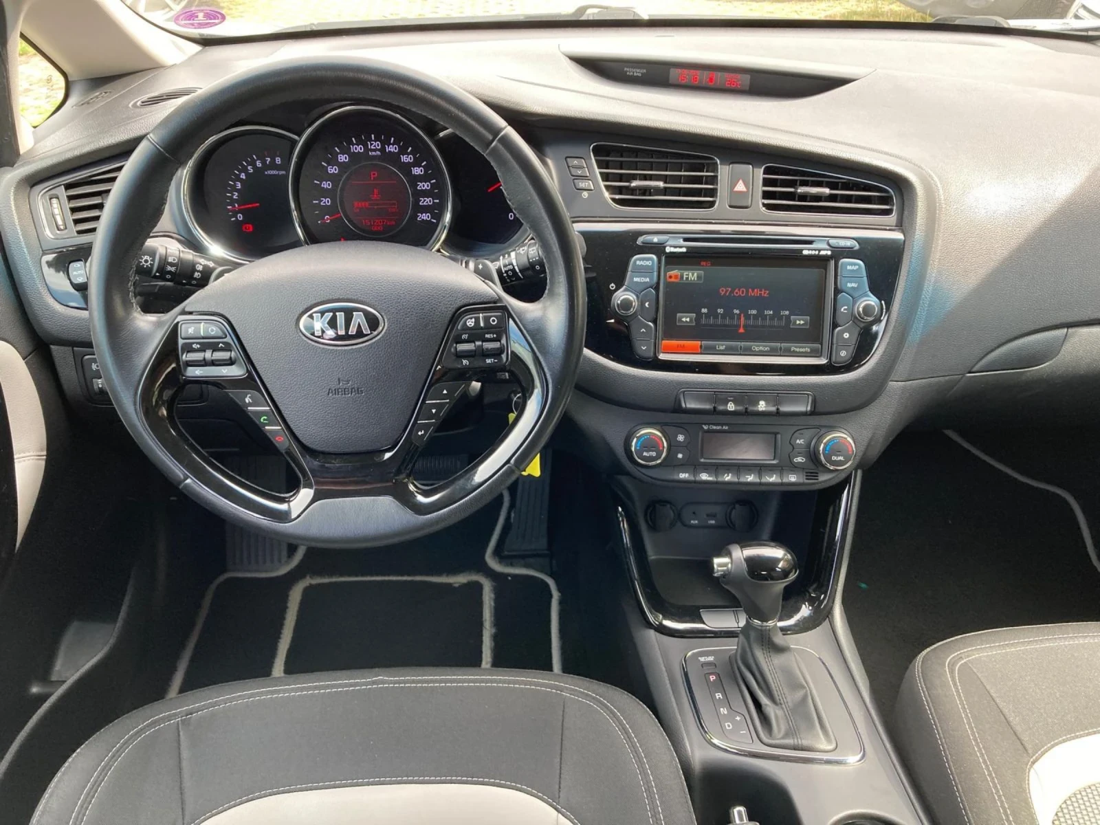 Kia Ceed 1.6iбензин;АВТОМАТИК;НАВИГАЦИЯ., снимка 11 - Автомобили и джипове - 54918670