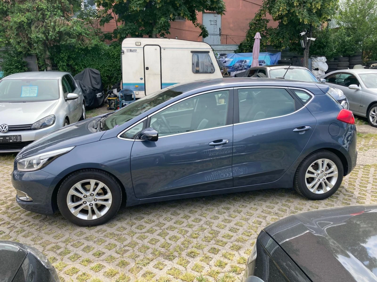 Kia Ceed 1.6iбензин;АВТОМАТИК;НАВИГАЦИЯ., снимка 3 - Автомобили и джипове - 54918670