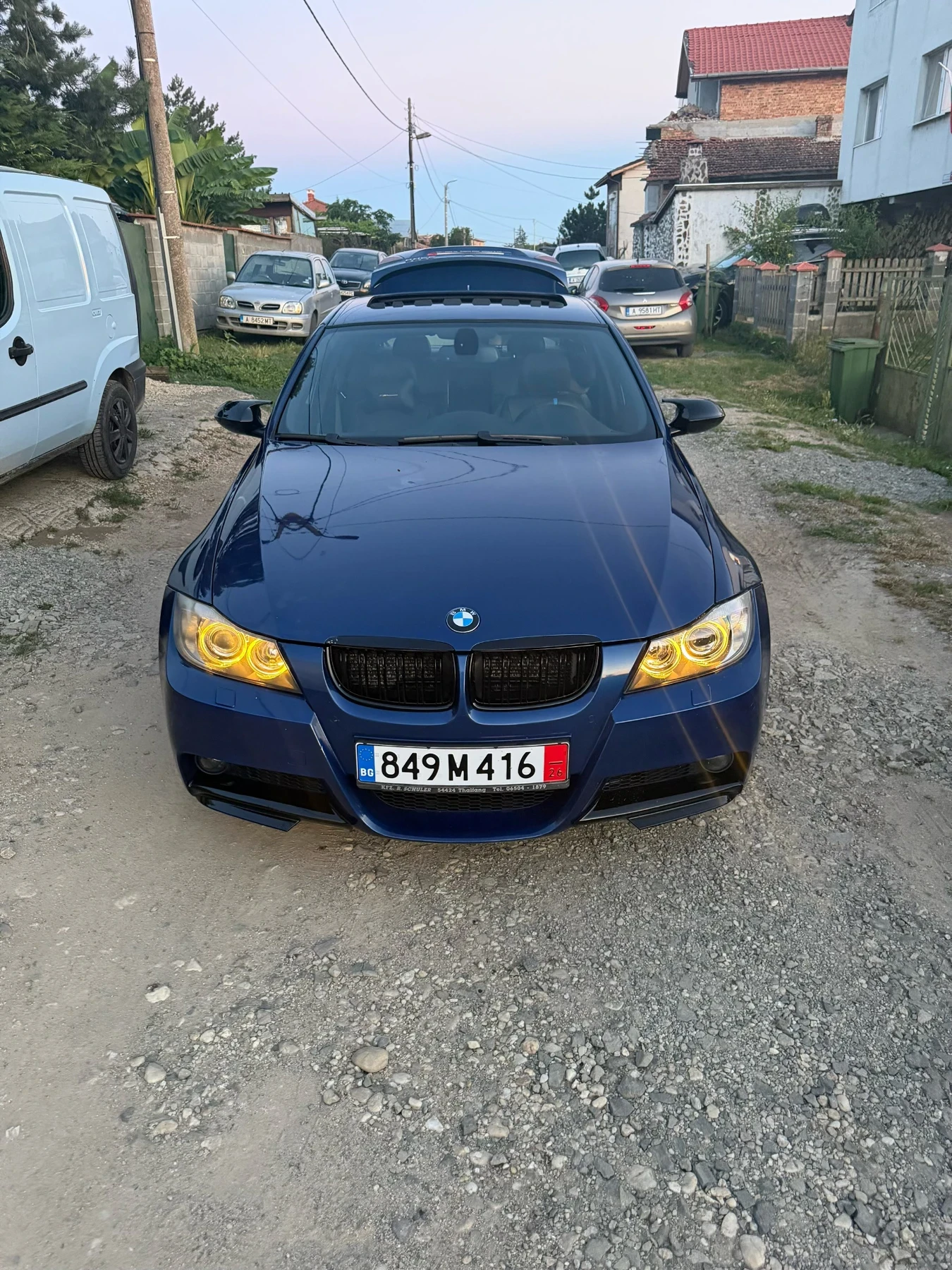 BMW 330