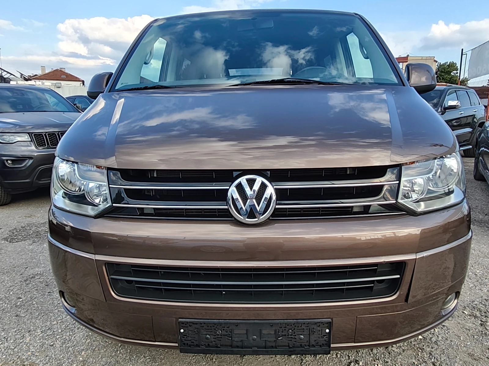 VW Multivan 188 хил.км !!! Нов внос ШВЕЙЦАРИЯ !!!, снимка 5 - Автомобили и джипове - 55615099