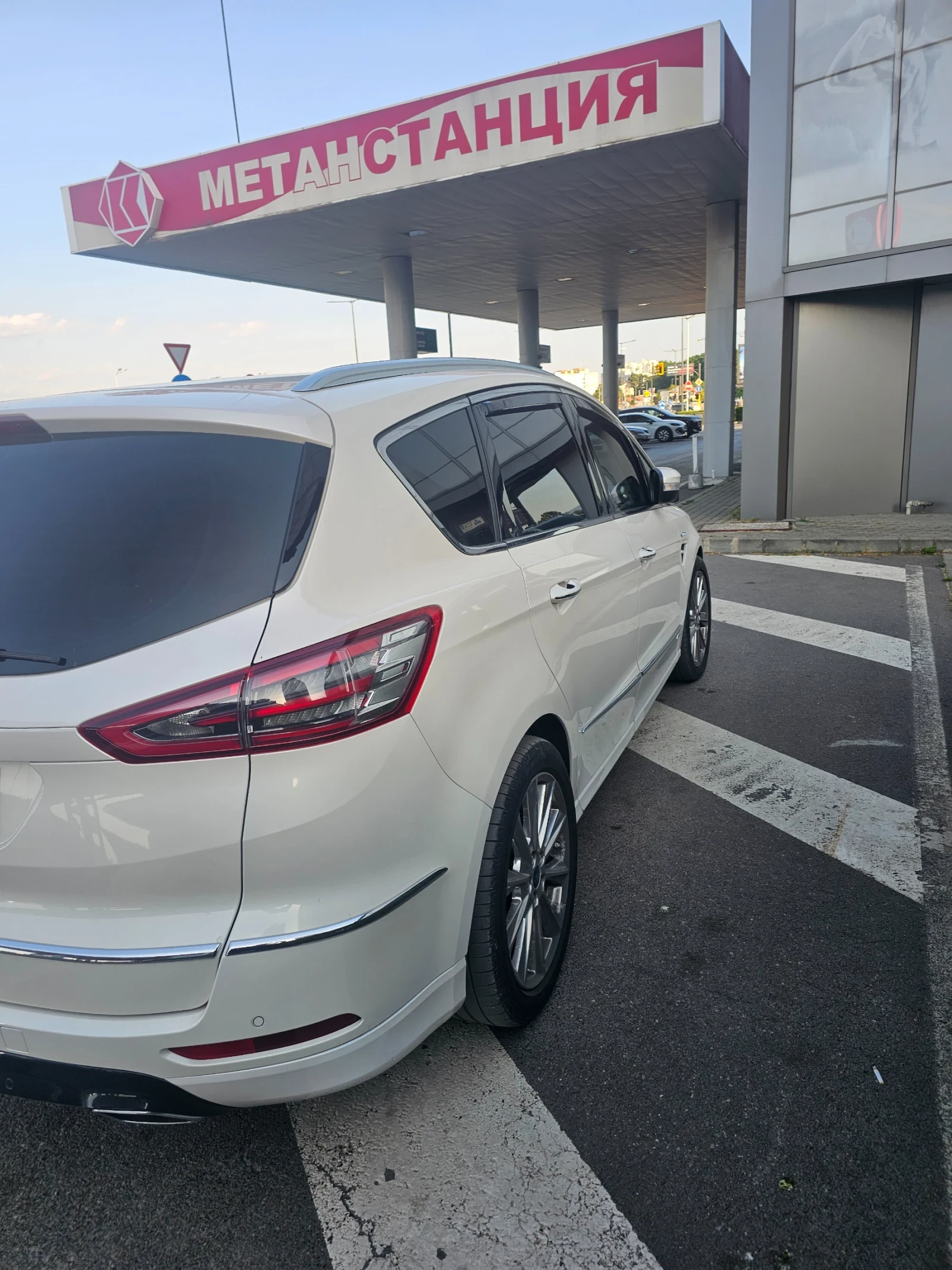 Ford S-Max Vignale, снимка 7 - Автомобили и джипове - 55955196