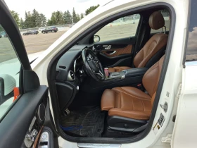 Mercedes-Benz GLC 300 AWD * CARFAX *  *   *  | Mobile.bg    6