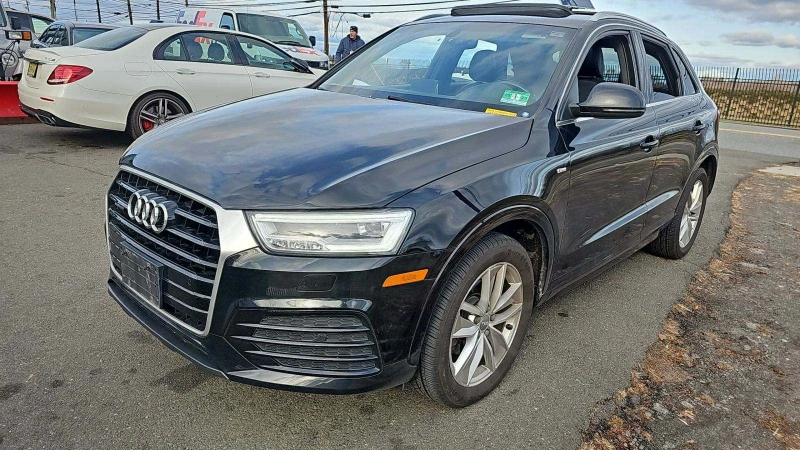 Audi Q3 2.0T PREMIUM PLUS QUATTRO* , снимка 2 - Автомобили и джипове - 48564325