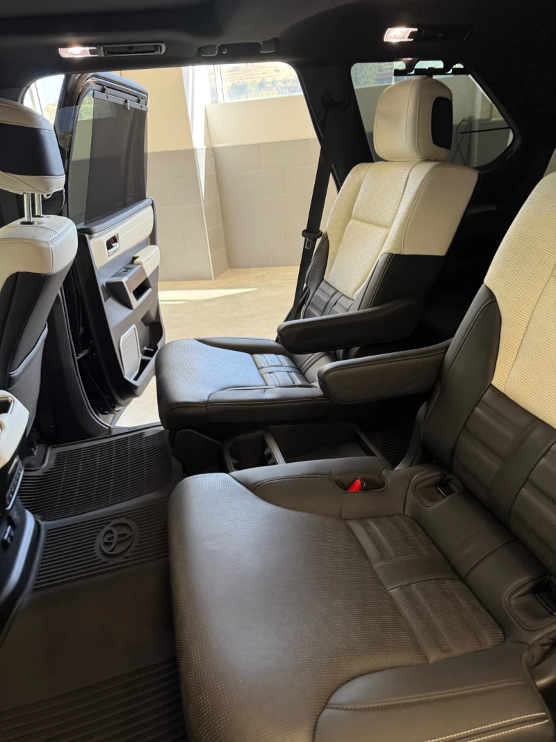 Toyota Sequoia CAPSTONE, снимка 14 - Автомобили и джипове - 53055011