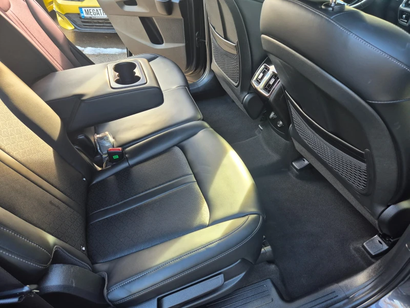 Kia Sorento 2.2 CRDI 4X2 Наличен в БГ, снимка 8 - Автомобили и джипове - 52965263