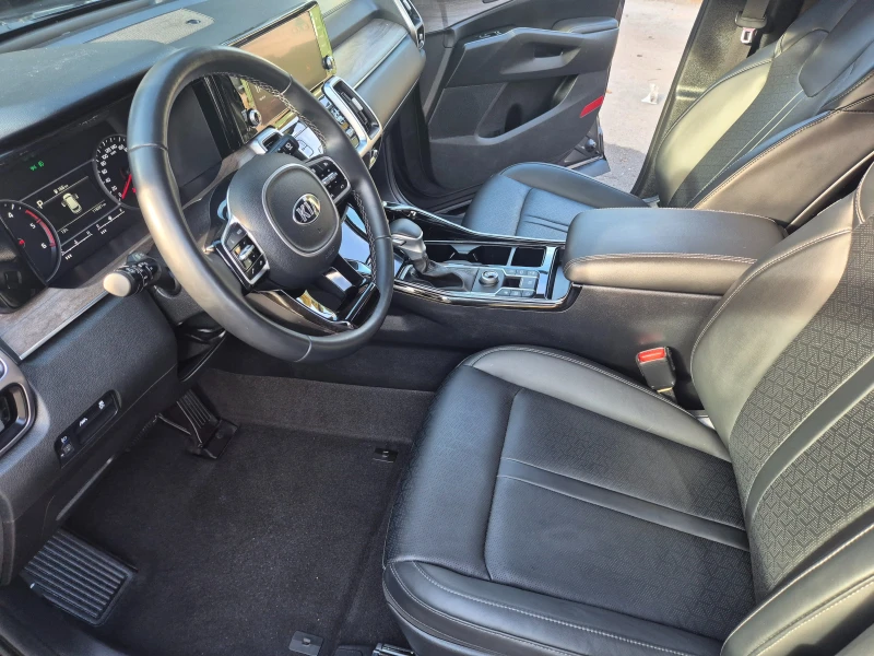 Kia Sorento 2.2 CRDI 4X2 Наличен в БГ, снимка 5 - Автомобили и джипове - 52965263