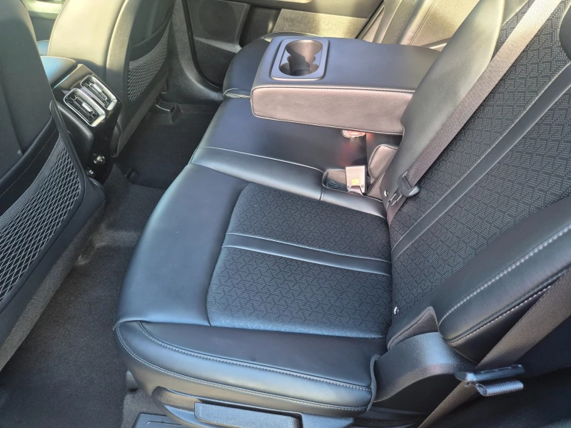 Kia Sorento 2.2 CRDI 4X2 Наличен в БГ, снимка 6 - Автомобили и джипове - 52965263