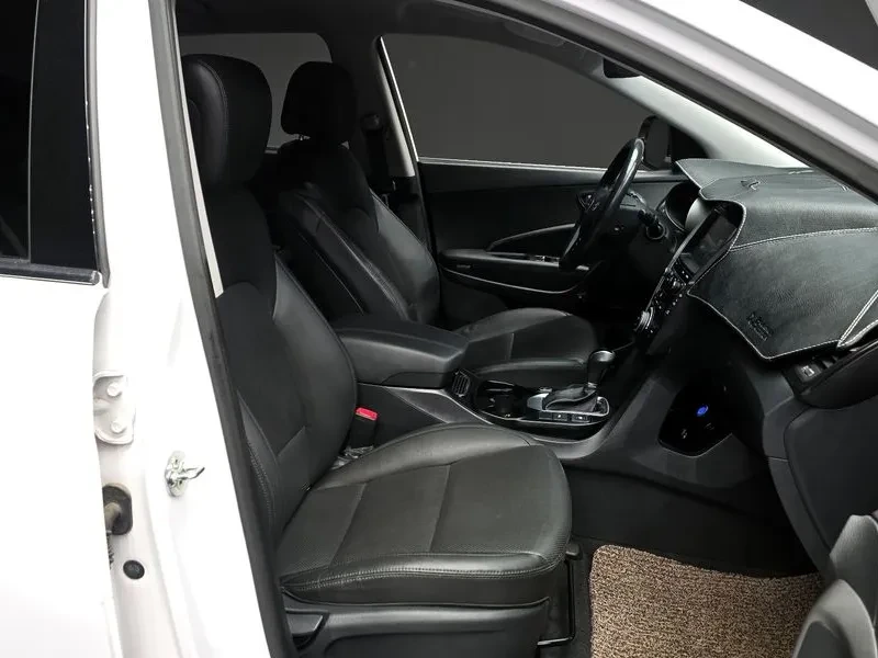 Hyundai Santa fe 2.0, снимка 11 - Автомобили и джипове - 54255459