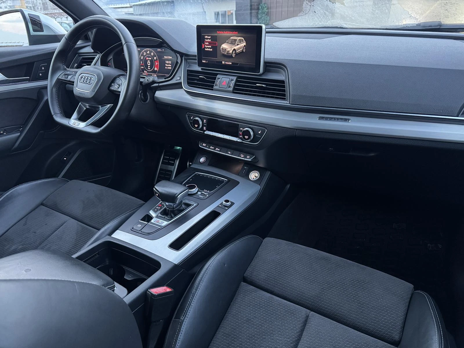 Audi SQ5 3.0TFSI* B&O* QUATTRO - изображение 9