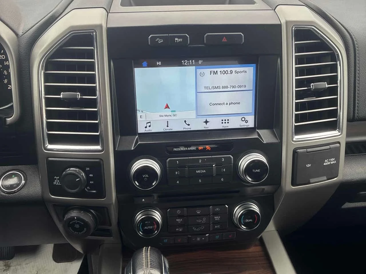 Ford F150 * 4WD SuperCrew 157" Lariat * ПАНО* ПОДГРЕВ* K, снимка 9 - Автомобили и джипове - 54119141