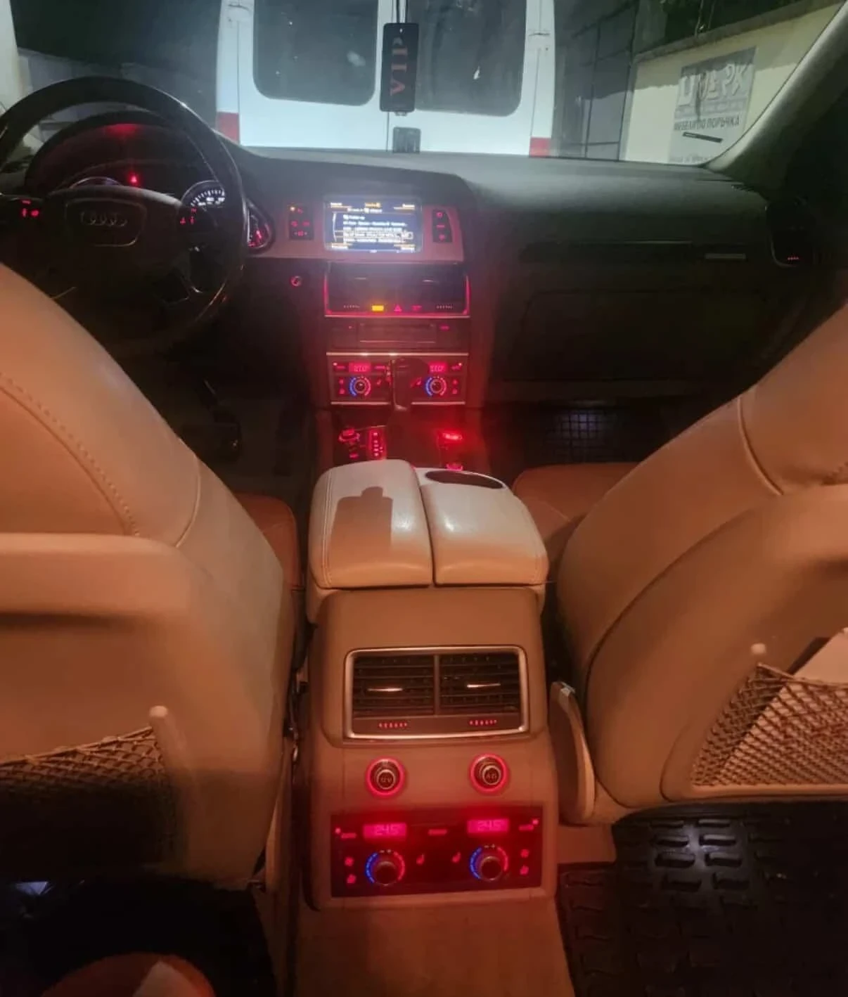 Audi Q7, снимка 8 - Автомобили и джипове - 54194097