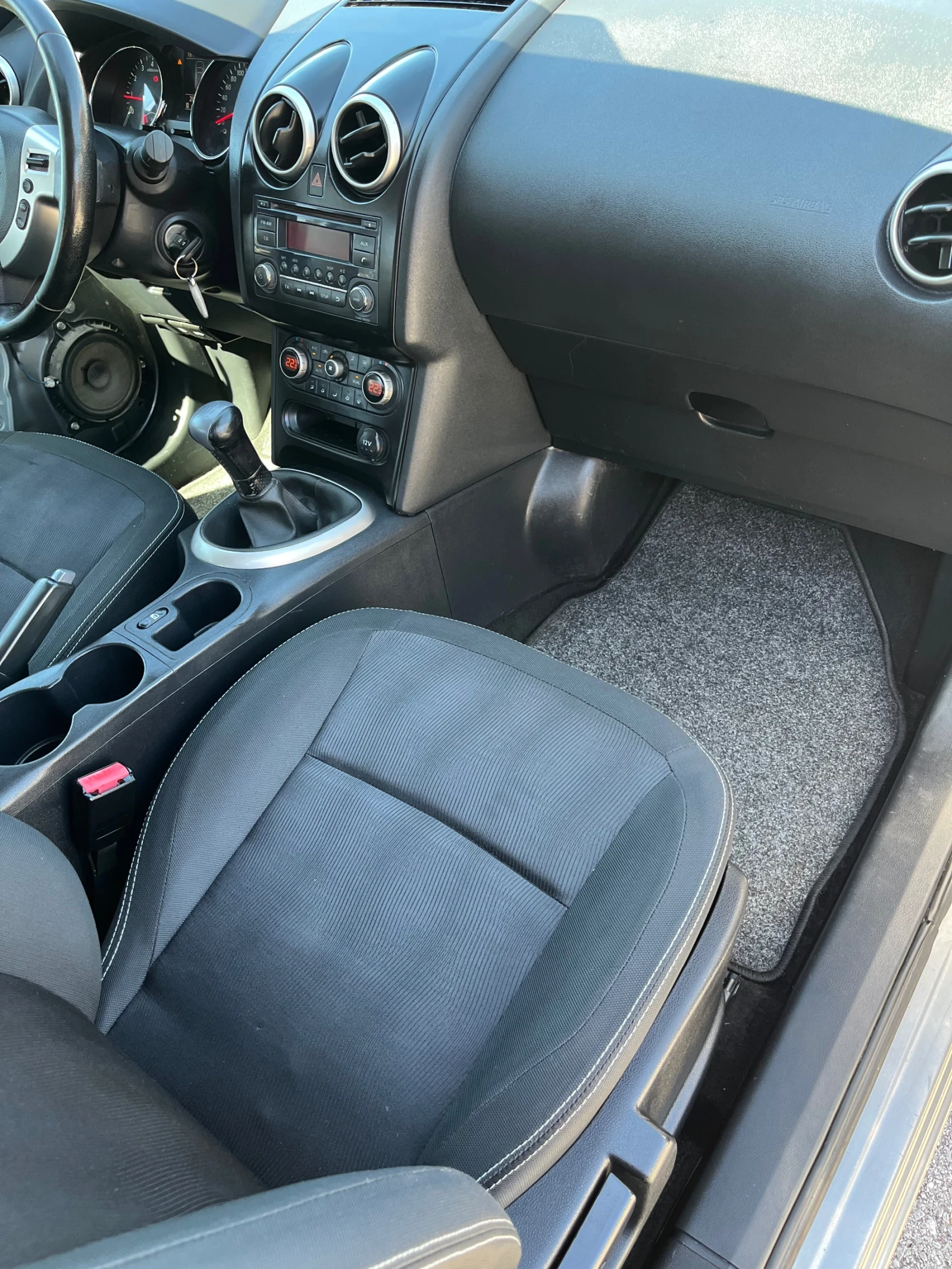 Nissan Qashqai 1, 6 I GPL, снимка 6 - Автомобили и джипове - 54318192