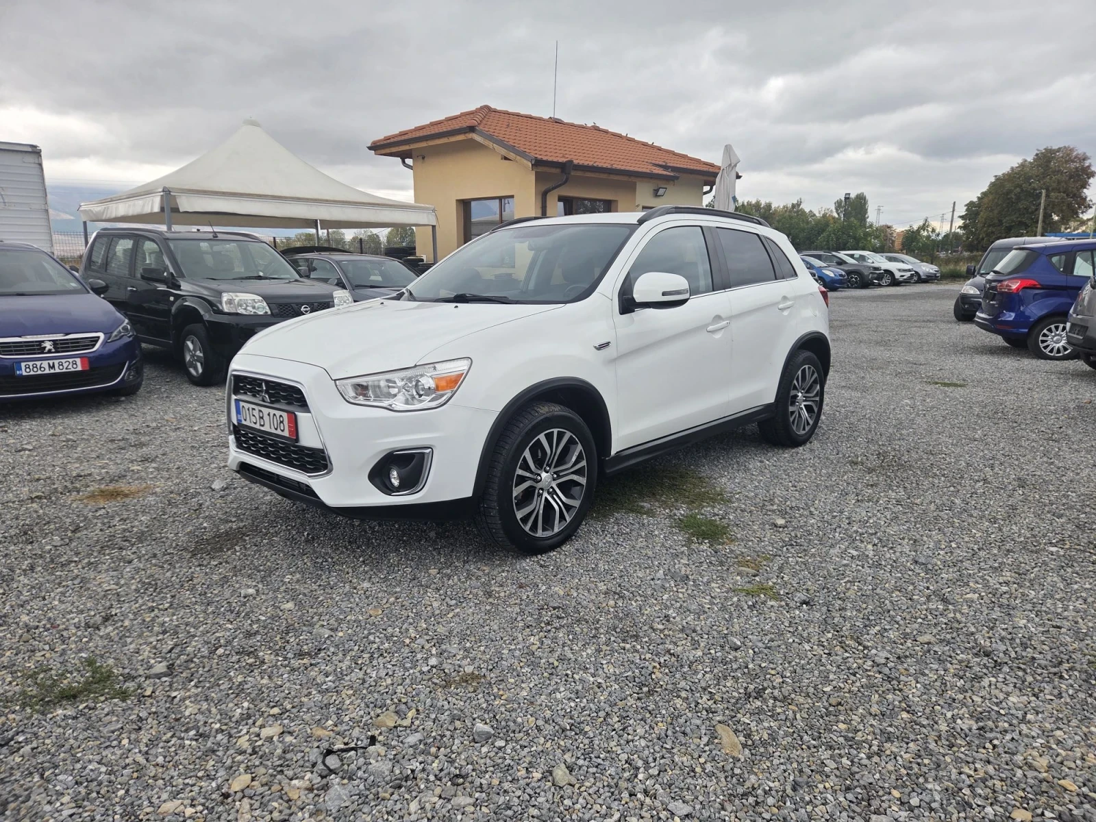 Mitsubishi ASX 2.2 di-d  4x4  automatik, снимка 2 - Автомобили и джипове - 56733550