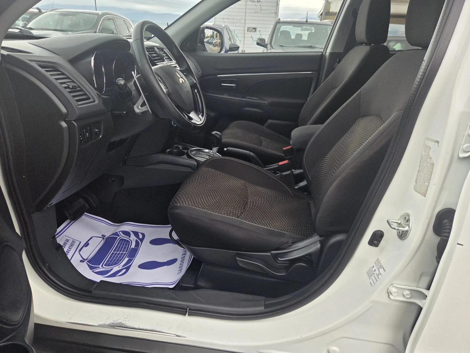 Mitsubishi ASX 2.2 di-d  4x4  automatik, снимка 7 - Автомобили и джипове - 56733550