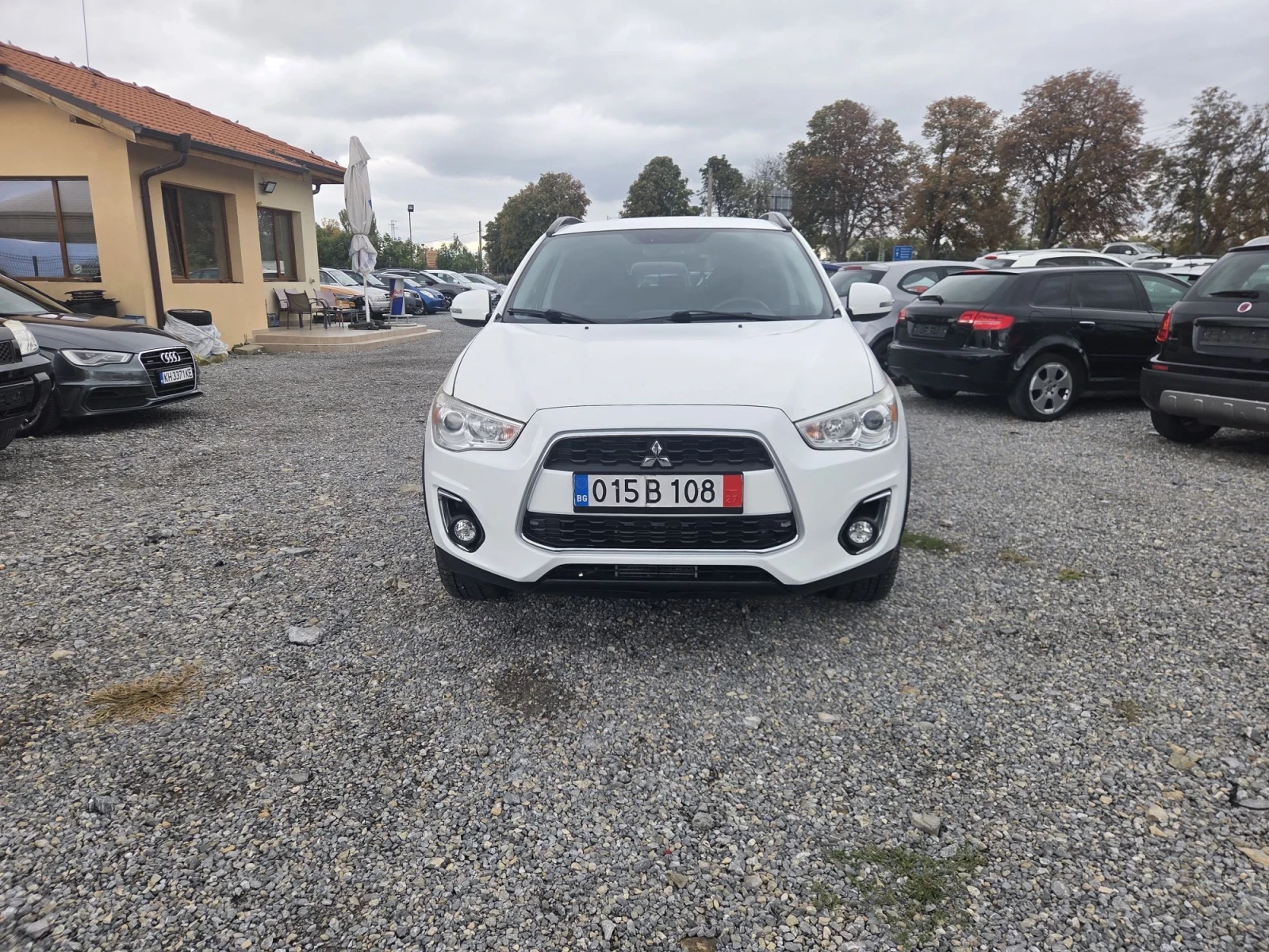 Mitsubishi ASX 2.2 di-d  4x4  automatik, снимка 3 - Автомобили и джипове - 56733550