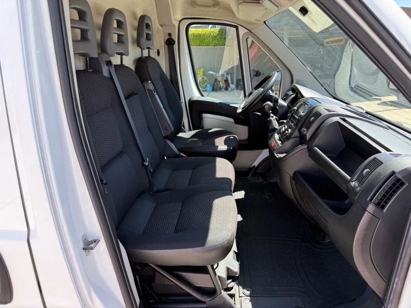 Peugeot Boxer 2.2HDI L2H2 Клима Euro 5 , снимка 10 - Бусове и автобуси - 50972651