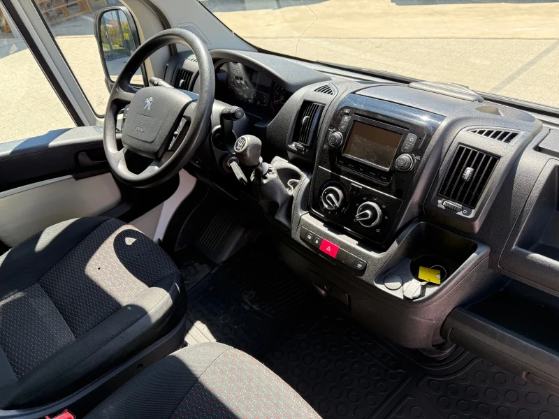 Peugeot Boxer 2.2HDI L2H2 Клима Euro 5 , снимка 11 - Бусове и автобуси - 50972651