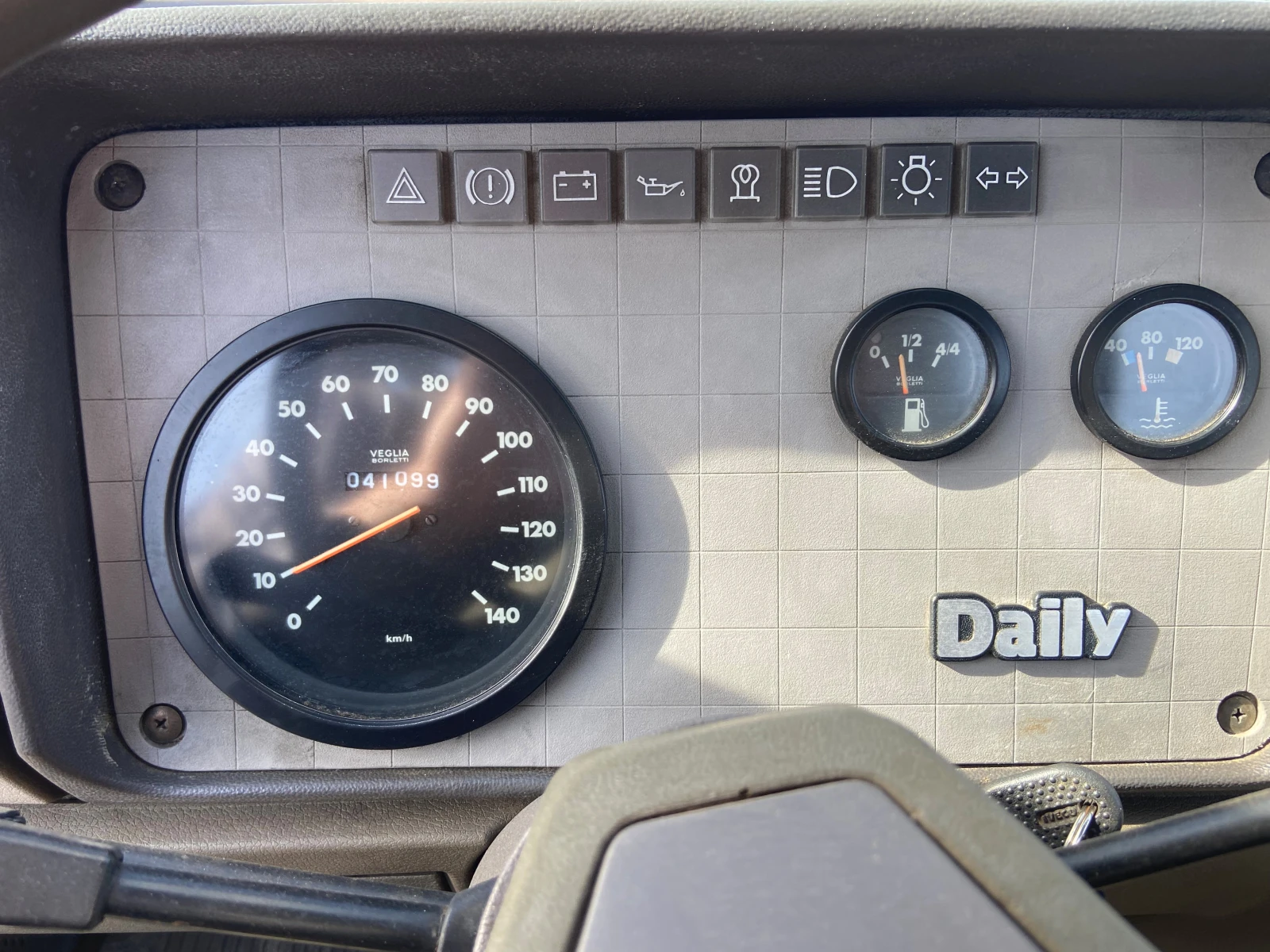 Автовишка Iveco 35-8, снимка 10 - Индустриална техника - 56369130
