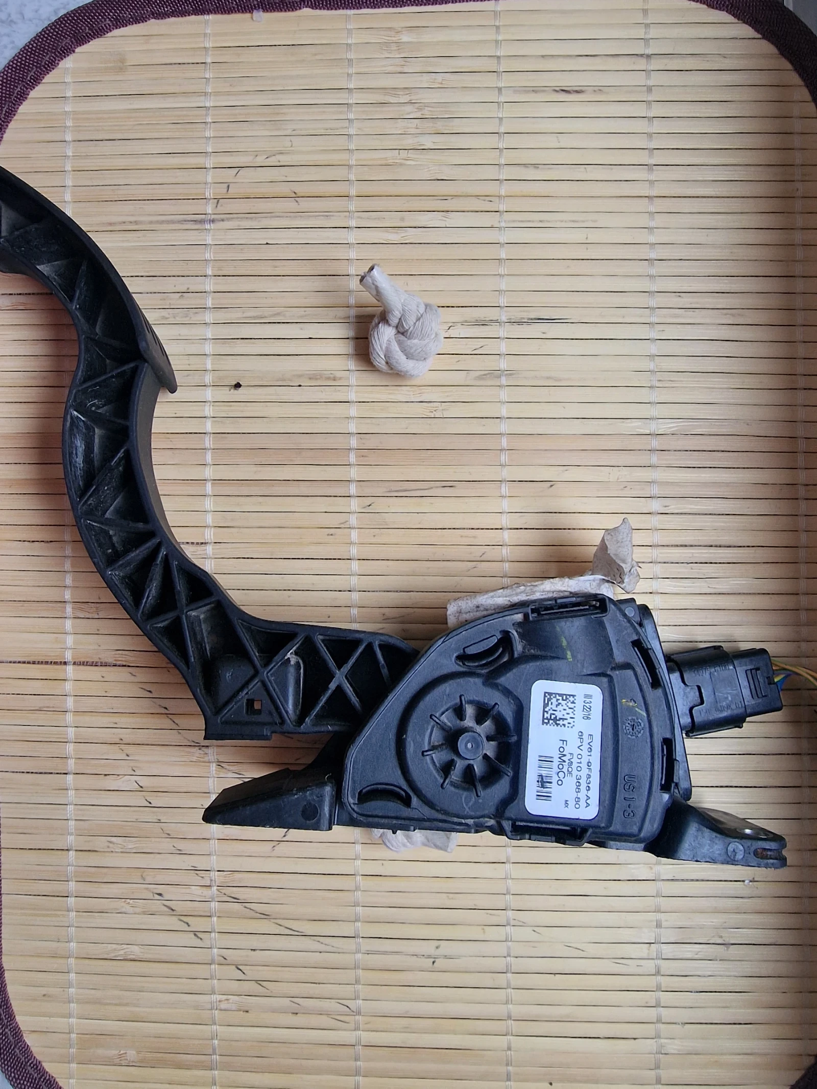 EV61-9F836-AA ����� ��� FORD FOCUS EV619F836AA 6PV010368-80 6PV 010 368-80 | Mobile.bg � ����������� 2