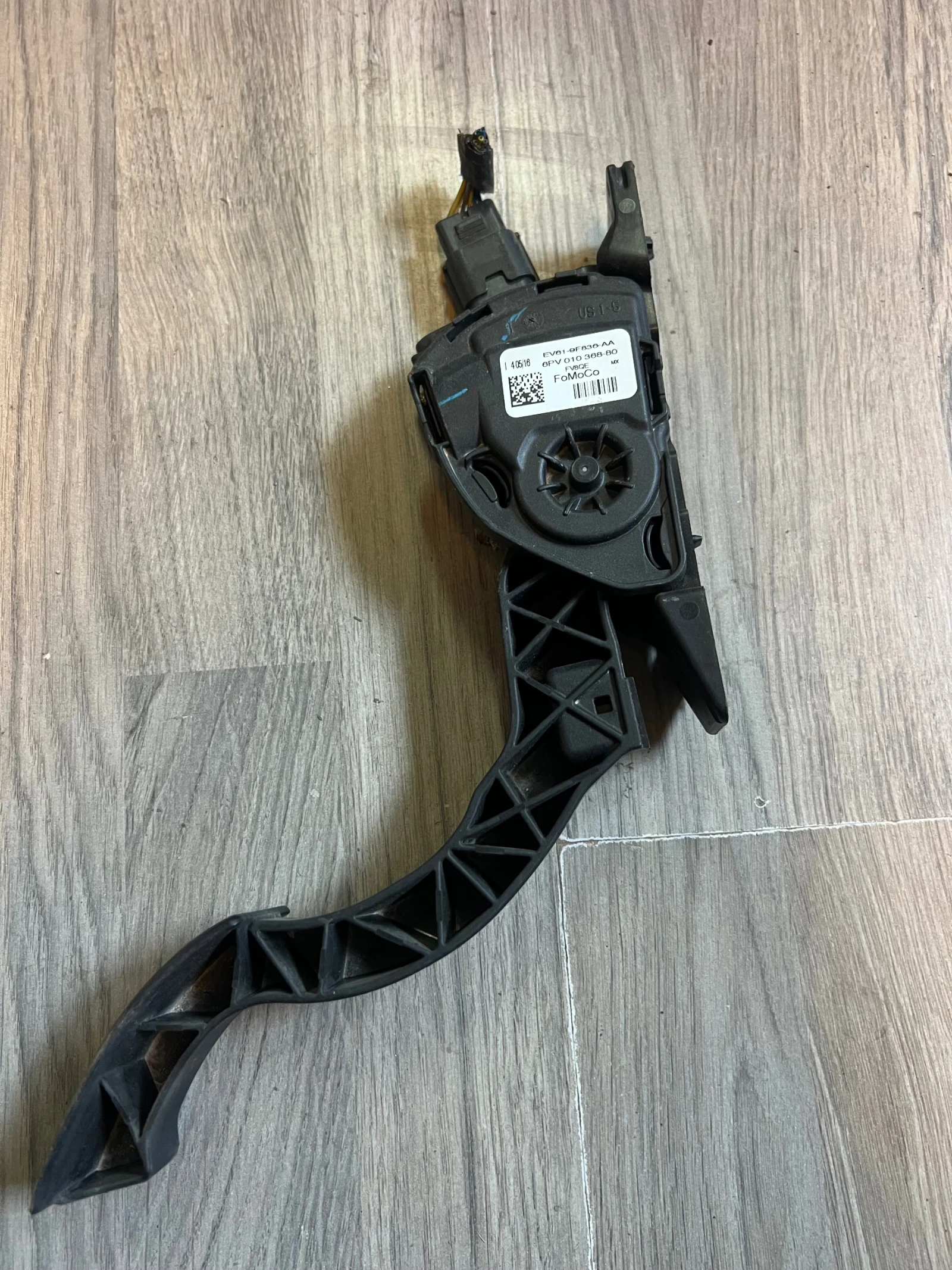 EV61-9F836-AA ����� ��� FORD FOCUS EV619F836AA 6PV010368-80 6PV 010 368-80 | Mobile.bg � ����������� 1